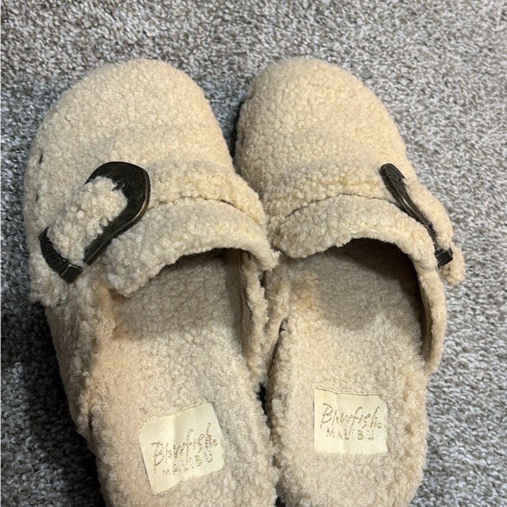 Blowfish Cream Fuzzy Slippers